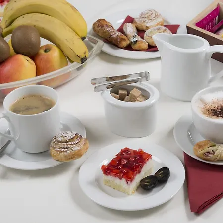 Akademie Der Dioezese מלון ויינגרטן