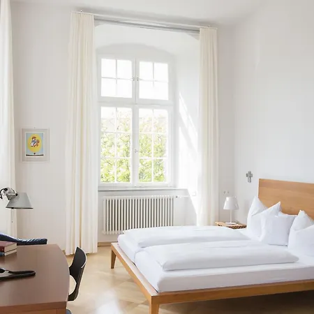 Akademie Der Dioezese מלון ויינגרטן