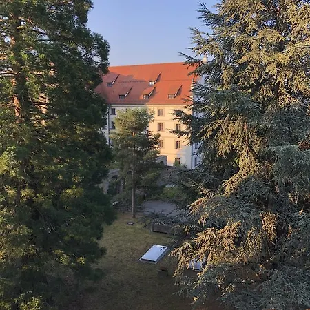 Akademie Der Dioezese מלון 3*